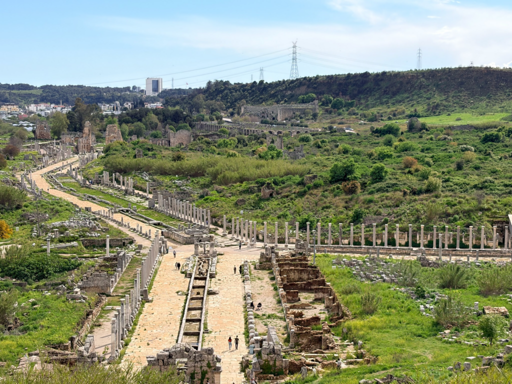 佩爾蓋古城 📍Perge Ancient City